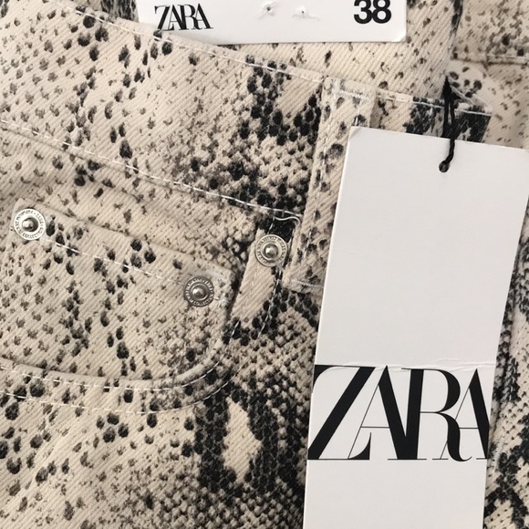 White Snake Print 90’s Wide Leg Jean - Picture 5 of 6